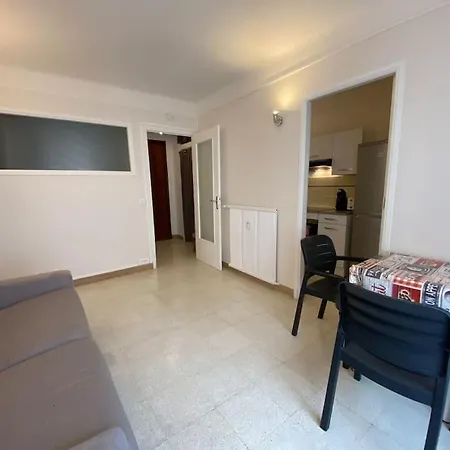 C048 Spacieux Proche Plages Et Palais Appartement