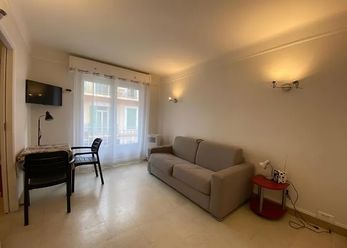 C048 Spacieux Proche Plages Et Palais