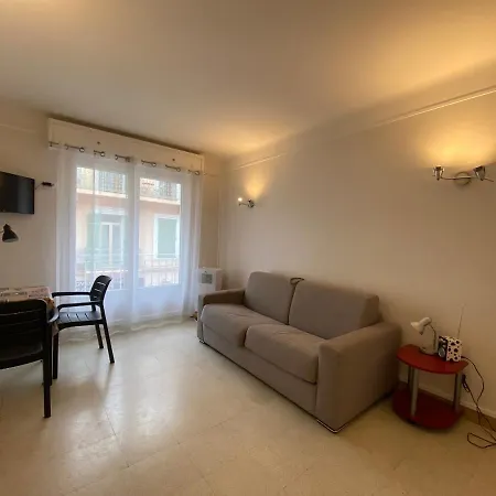 C048 Spacieux Proche Plages Et Palais